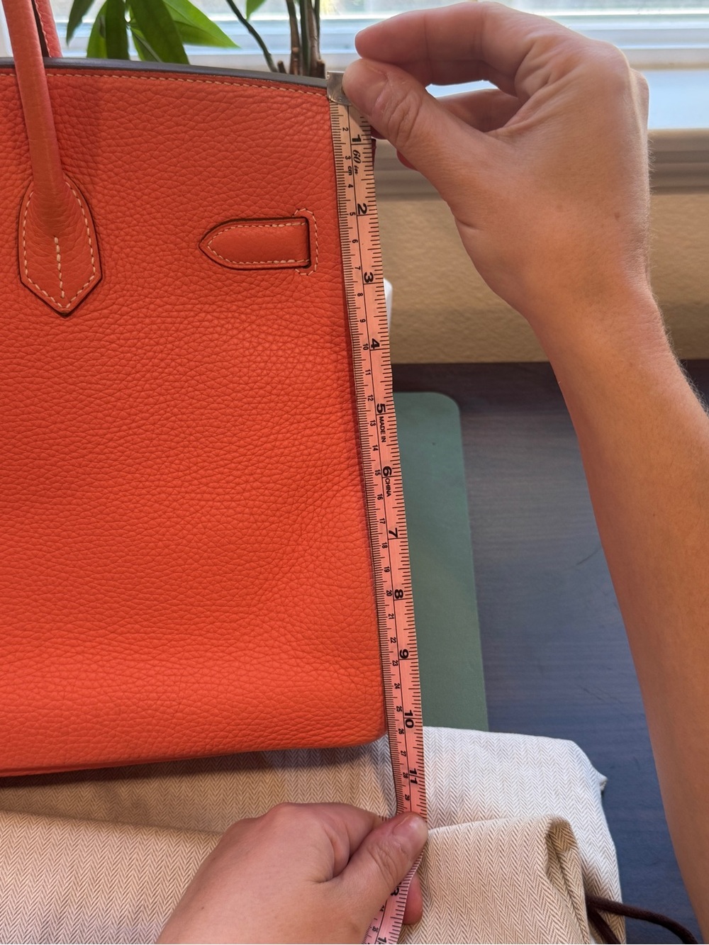 Hermes Coral Togo Leather Birkin 35 with Palladium Hardware - Picture 14 of 16